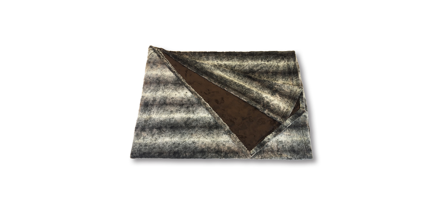 slideProducto manteleta gris 1